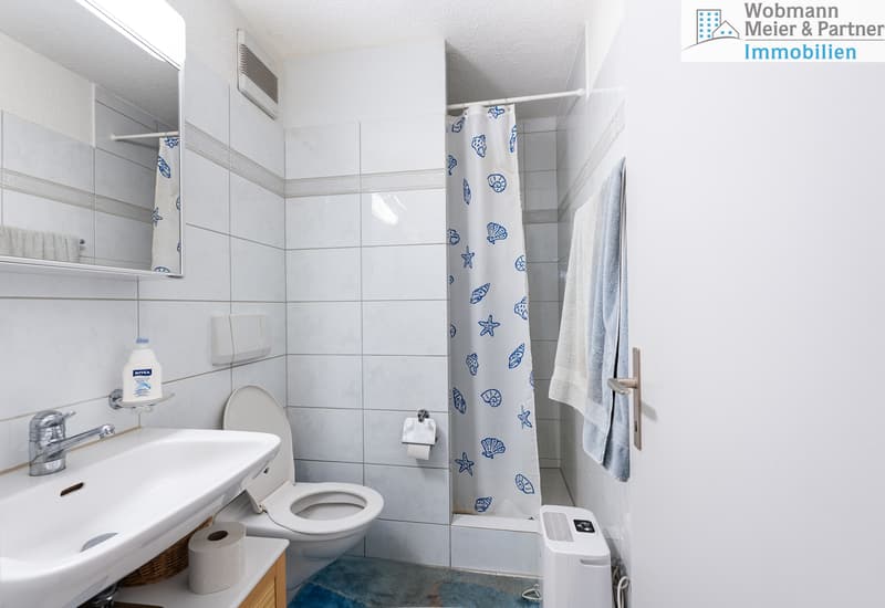 Spacious 4.5-room garden apartment with fireplace in Kindhausen (5)