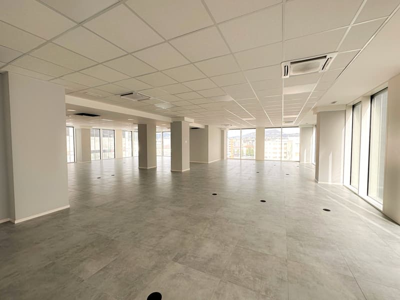 560 m2 office for rent in Chiasso - New administrative and commercial centre (1)