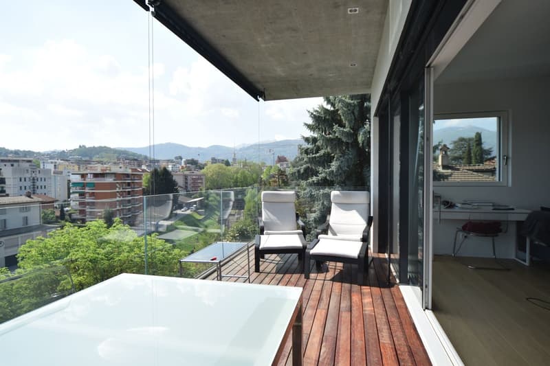 Attico vista lago con roof garden (3)
