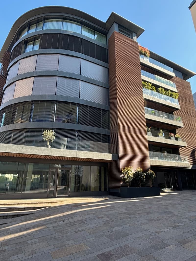 Elegante appartamento di 4.5 locali nella prestigiosa Residenza Parco Lago – Paradiso (9)