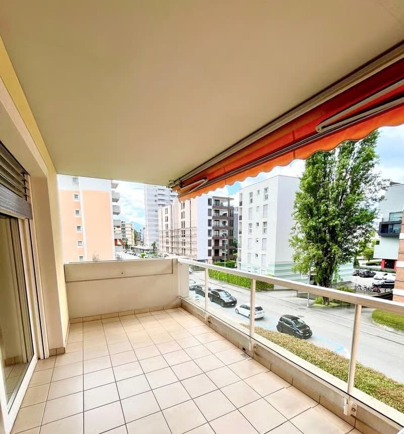 Appartamento di 5.5 locali a pochi passi dal centro (7)