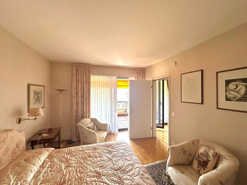 Elegante appartamento con terrazza vista lago (5)