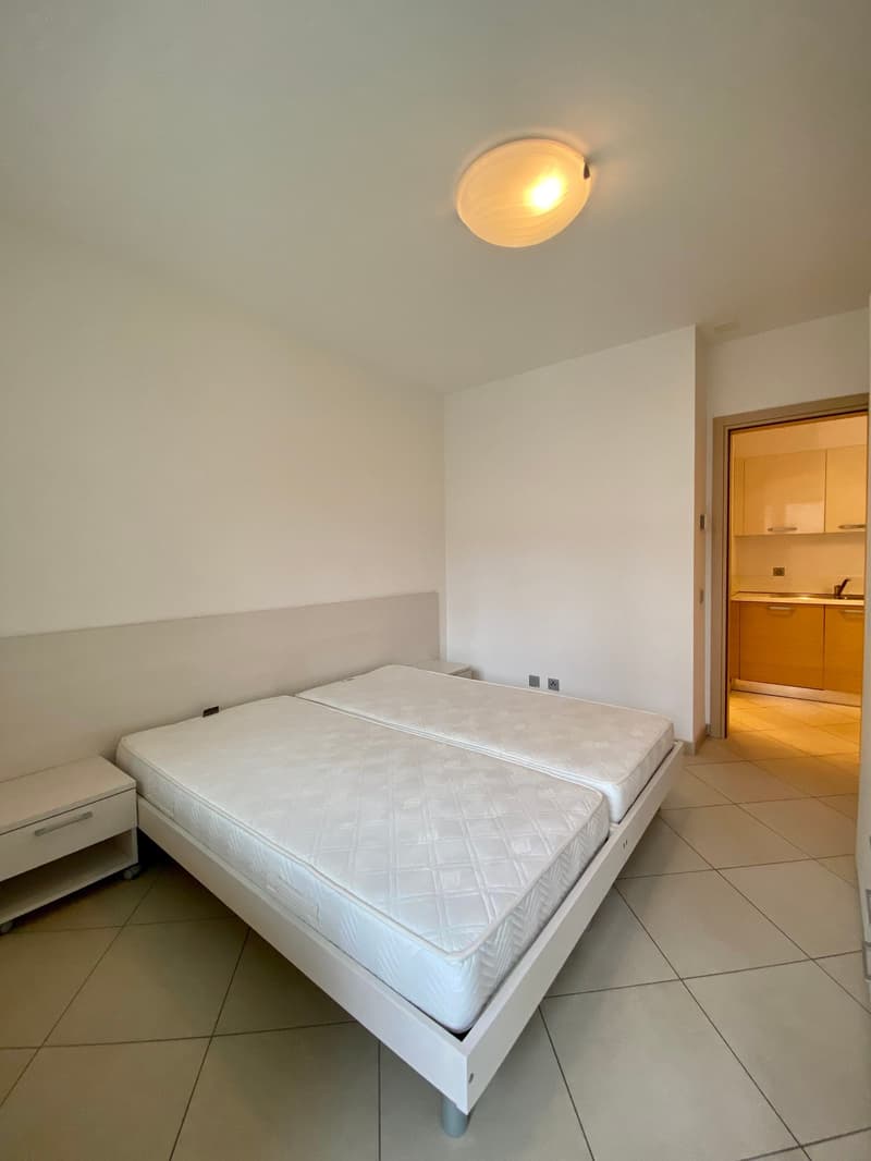 Central 2-room apartment furnished - Minimum rental 3 and maximum 7 months no residence (4)