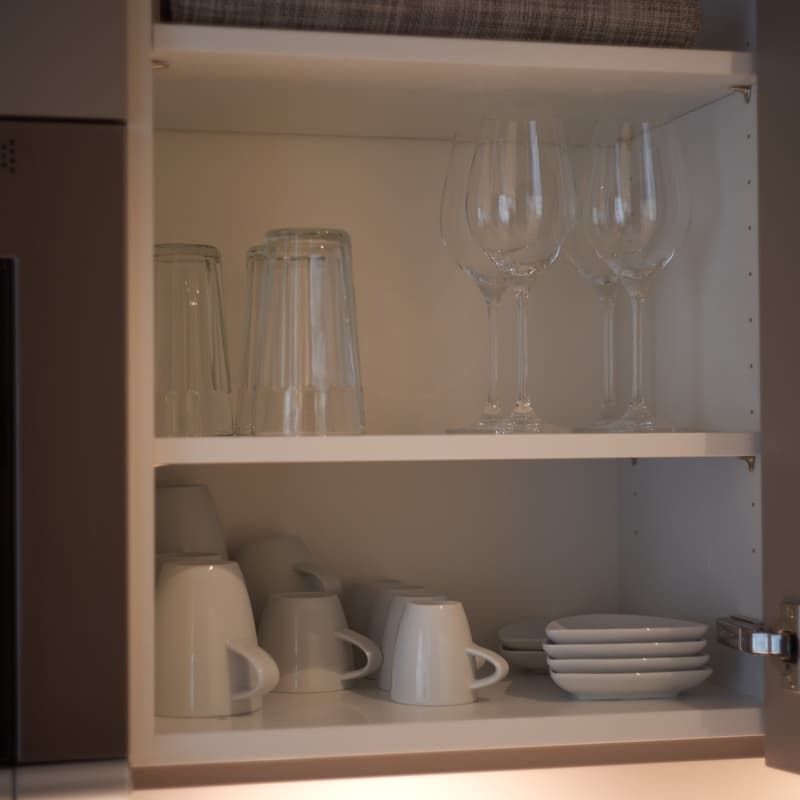 2-Zimmer Apartment möbliert und neu renoviert in Zürich Oerlikon (2)