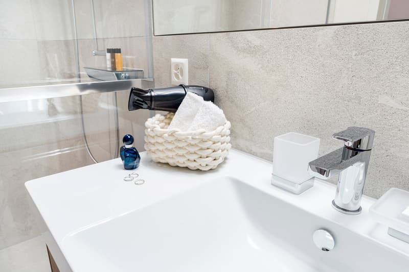 2-Zimmer Apartment Suite möbiliert in Cham (Zug), Papieri-Areal (4)