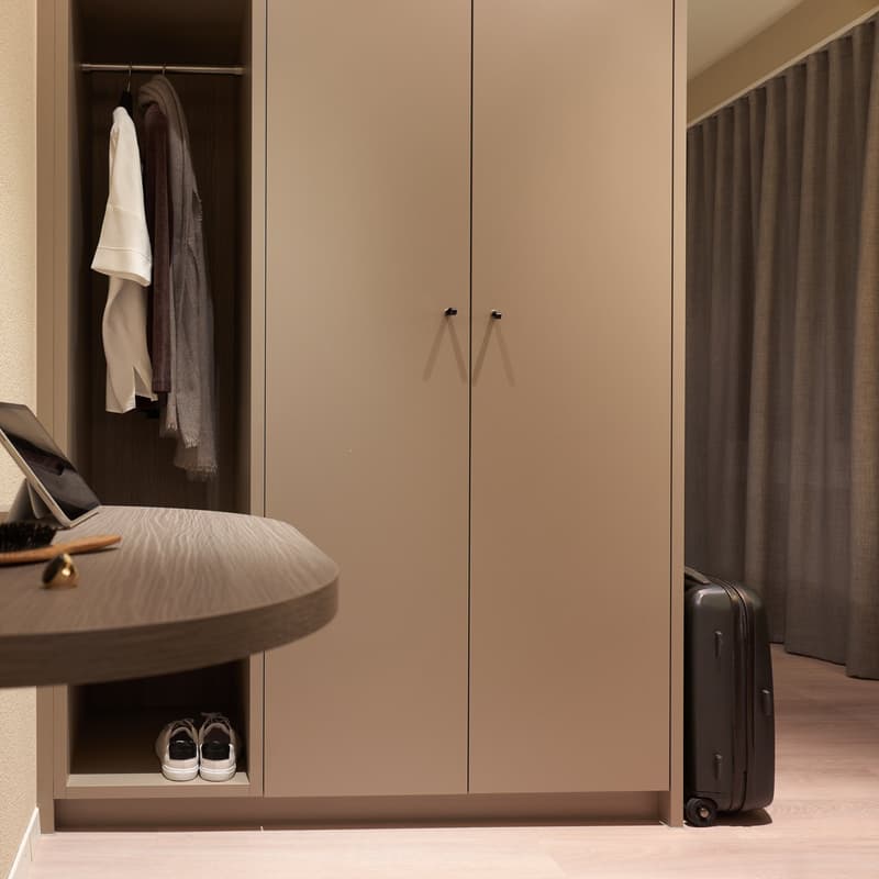 Studio Apartment möbliert und neu renoviert in Zürich Oerlikon (5)