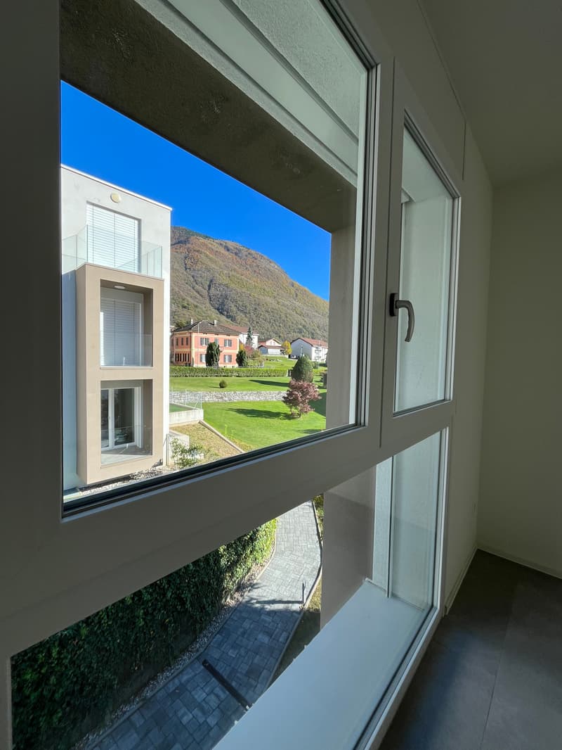 MODERNO APPARTAMENTO 2,5 locali a CLARO (4)