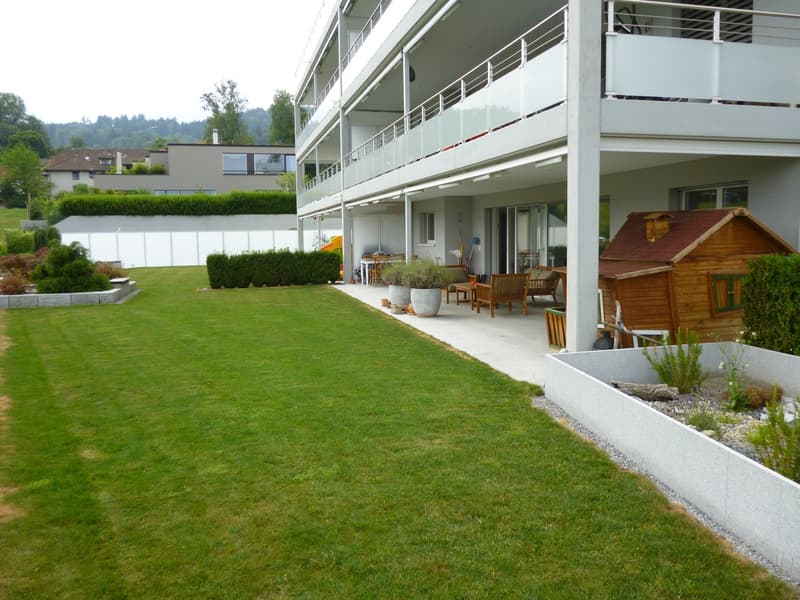 Familienfreundliche 5½-Zimmerwohnung mit Gartensitzplatz, im idyllischen Egg (2)