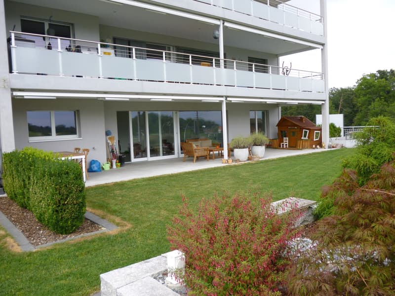 Familienfreundliche 5½-Zimmerwohnung mit Gartensitzplatz, im idyllischen Egg (3)