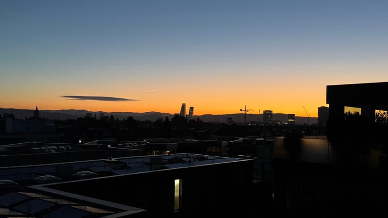 Living with overwhelming panoramic views (22)