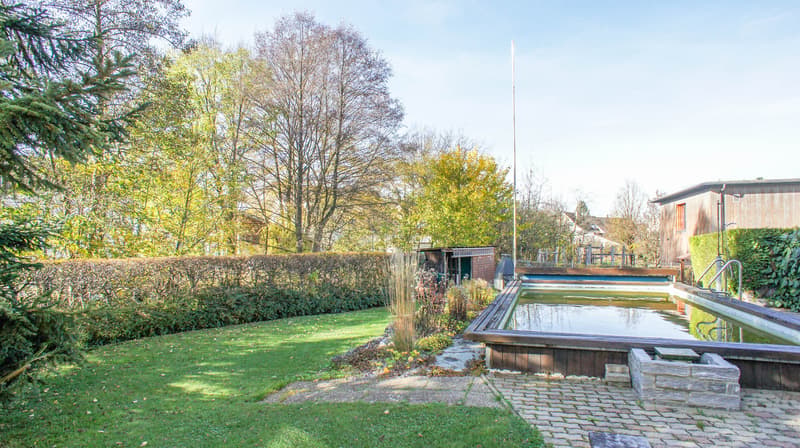Bauland mit Einfamilienhaus (4)