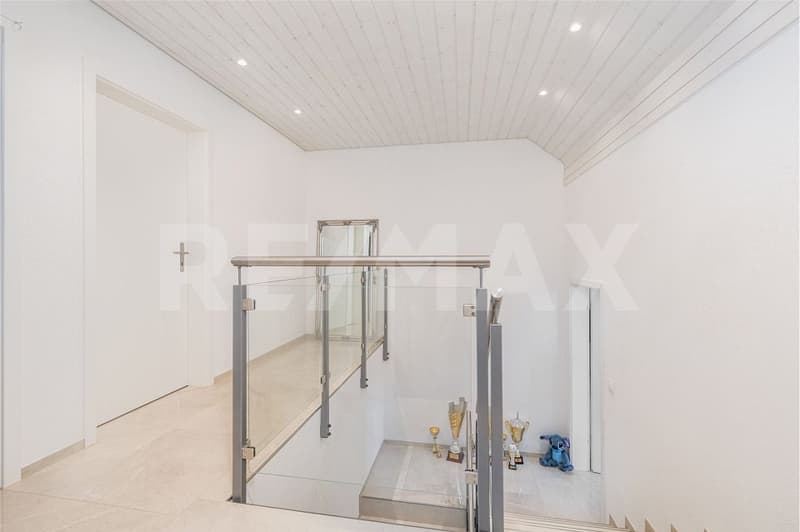 Newly valued single-family house with garden idyll and far-reaching views (5)