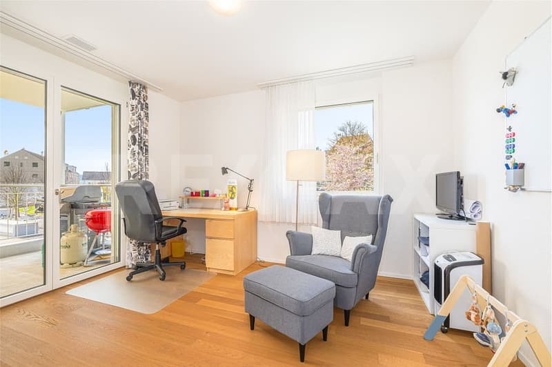 Bright 4.5-room apartment with sunny balcony and two underground parking spaces! (13)