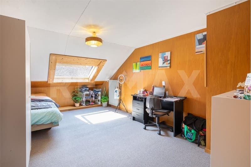 Secure returns meet historic charm: Row house in the heart of Hallau (8)