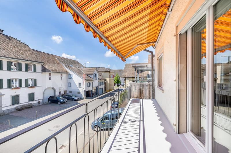 Secure returns meet historic charm: Row house in the heart of Hallau (2)