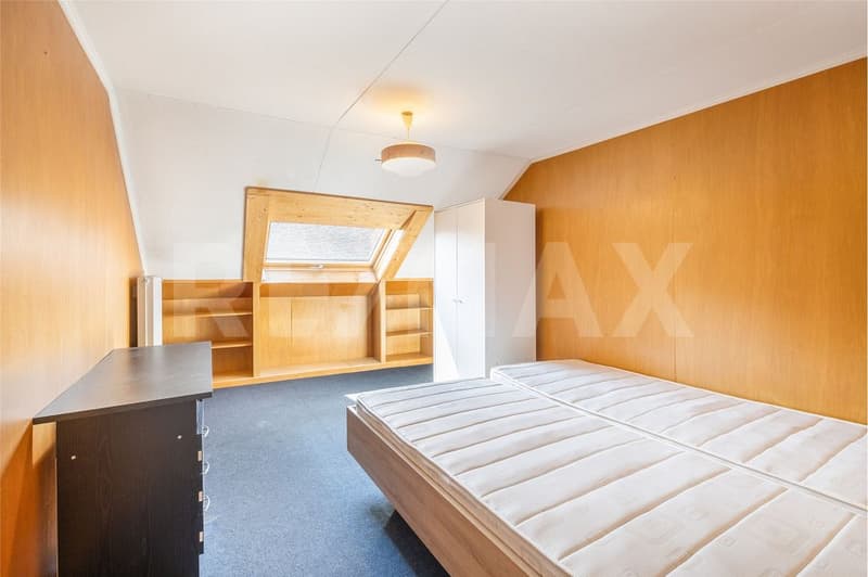 Secure returns meet historic charm: Row house in the heart of Hallau (4)