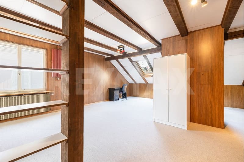 Secure returns meet historic charm: Row house in the heart of Hallau (7)