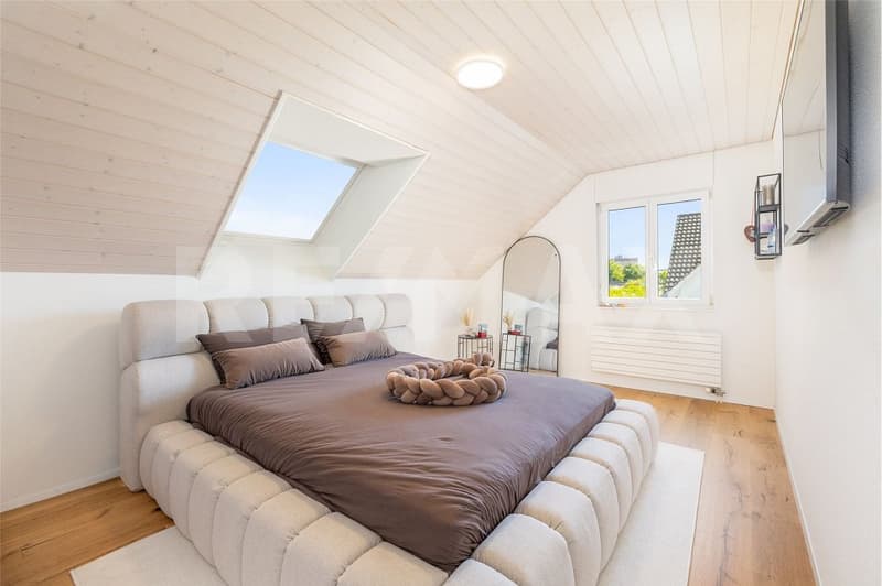 Spacious dream house with fireplace, large garden & plenty of space for the whole family (8)
