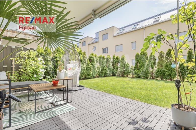Modern garden apartment with private retreat in a green area (1)