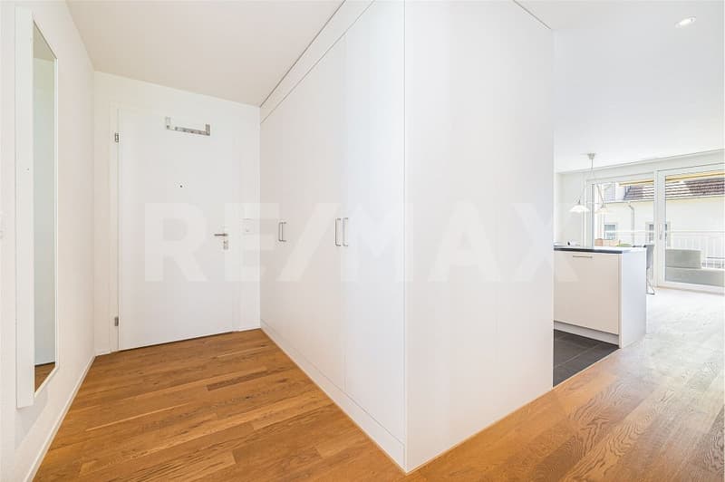 4.5-Zimmer-Wohnung mit sonnigem Balkon und zwei Tiefgaragenplätzen (2)