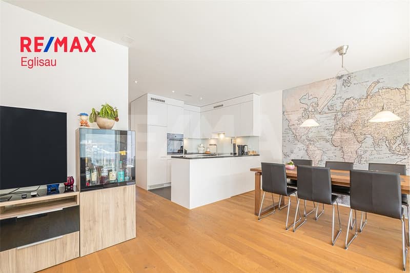 4.5-Zimmer-Wohnung mit sonnigem Balkon und zwei Tiefgaragenplätzen (1)