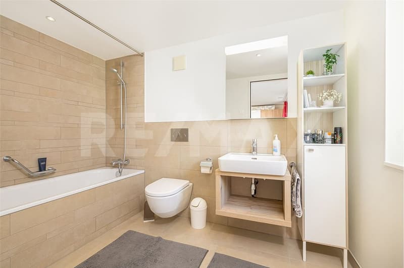 4.5-Zimmer-Wohnung mit sonnigem Balkon und zwei Tiefgaragenplätzen (8)