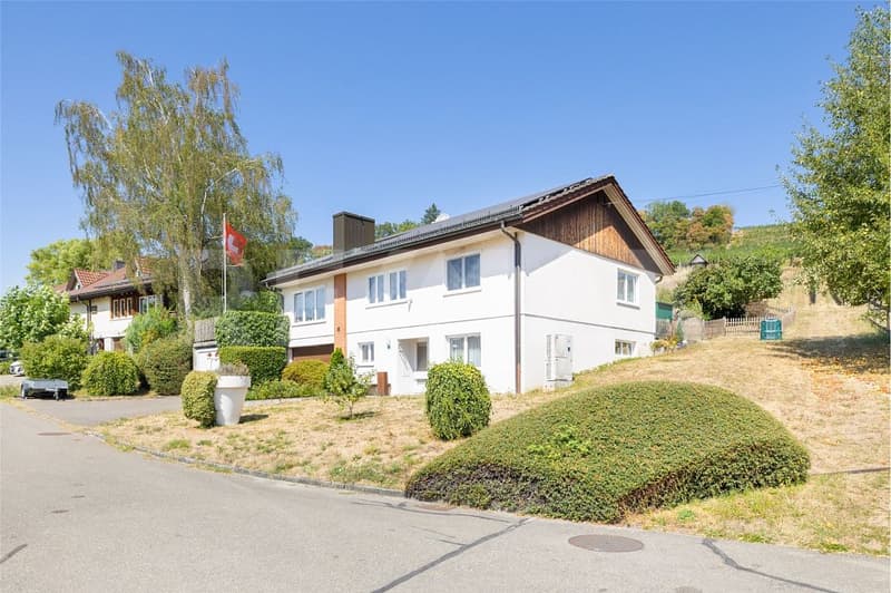 Freistehendes Einfamilienhaus mit unverbaubarer Weitsicht (12)
