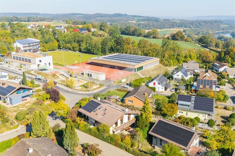 Familienfreundliches Zuhause mit viel Komfort, Gartenidylle und Doppelgarage (6)
