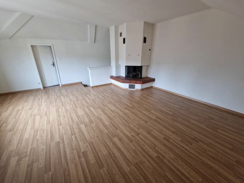 Esclusivo! Appartamento ristrutturato di 5,5 vani 180 m2 (5)