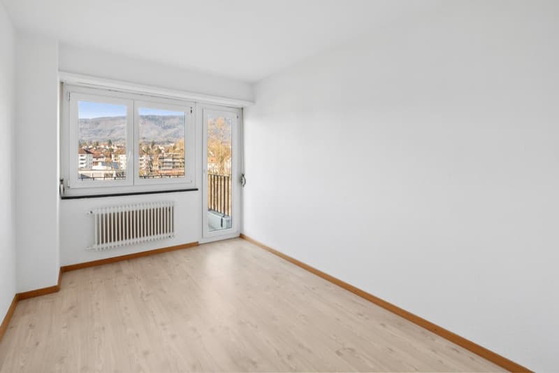 First month of rent free! Beautiful and spacious 3.5 room apartment for rent !!! (6)
