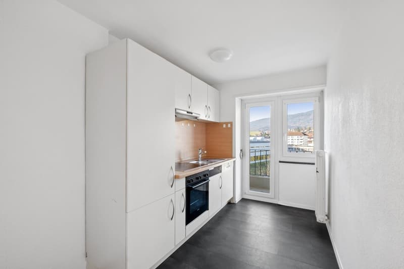 First month of rent free! Beautiful and spacious 3.5 room apartment for rent !!! (3)