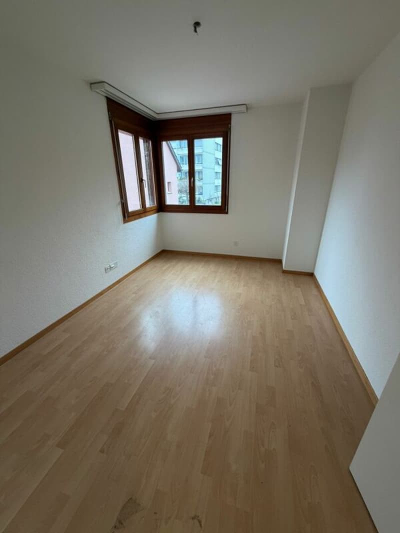 Grosse 4.5 ZWG am Bodensee (8)