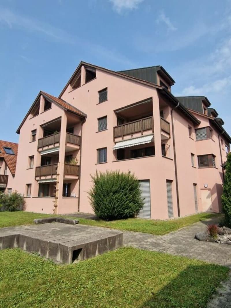 Grosse 4.5 ZWG am Bodensee (1)