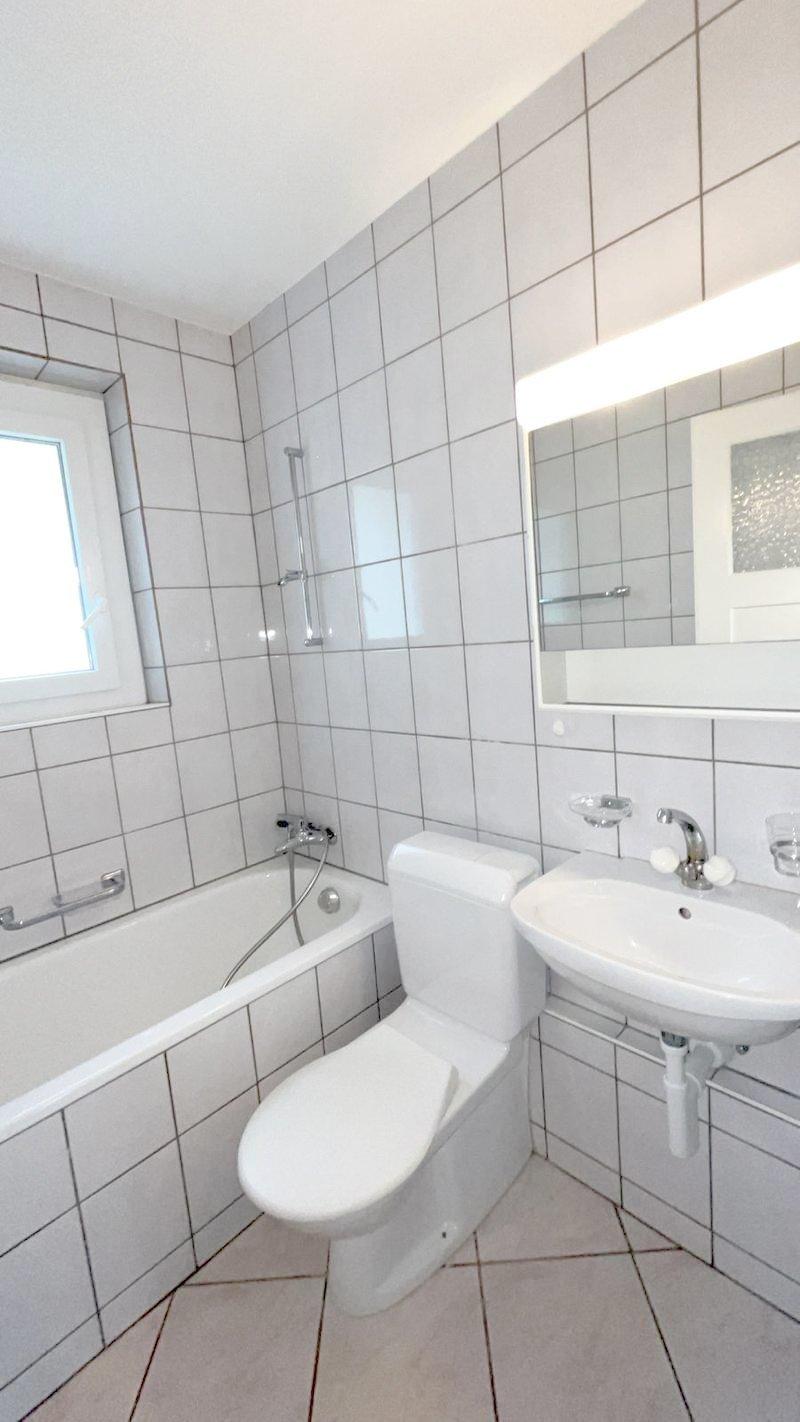 Prachtvolle 3.5-Zimmer-Wohnung, sehr geräumig und hell! (2)