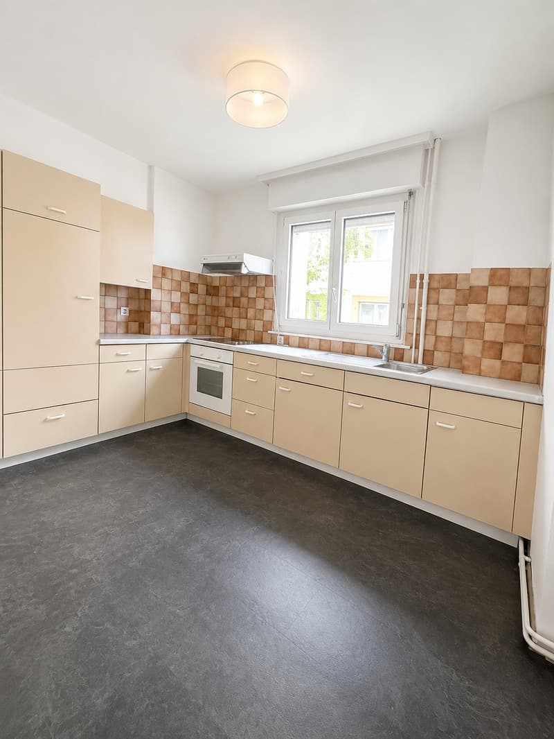 Your Dream Family Apartment Awaits You! Hurry up! (3)