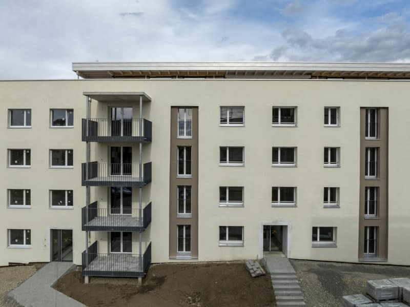 Appartement de jardin exclusif de 3,5 pièces avec espace de séjour couvert et espace vert privé (9)