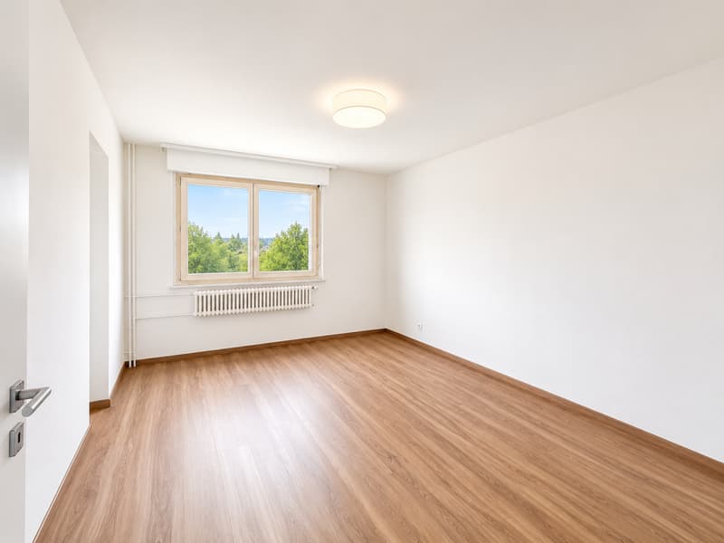 Magnificent! Right in front of the metro! Hurry, the 1st month of rent is offered! (5)