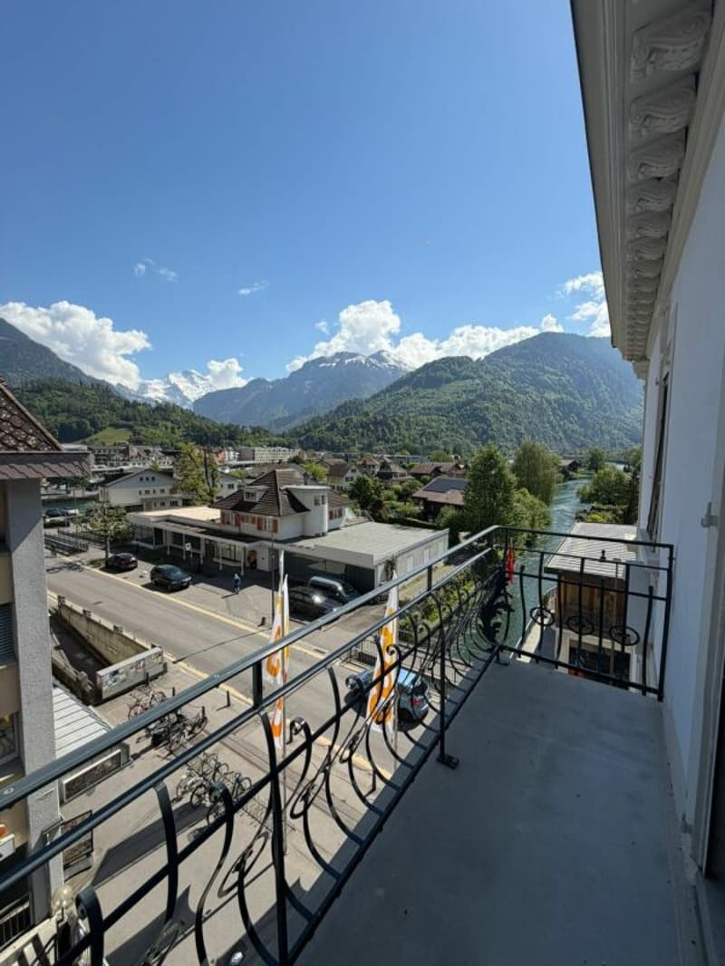 Erstbezug - frisch sanierte 5.5 Zimmer-Wohnung mit Balkon jetzt zu vermieten! (12)