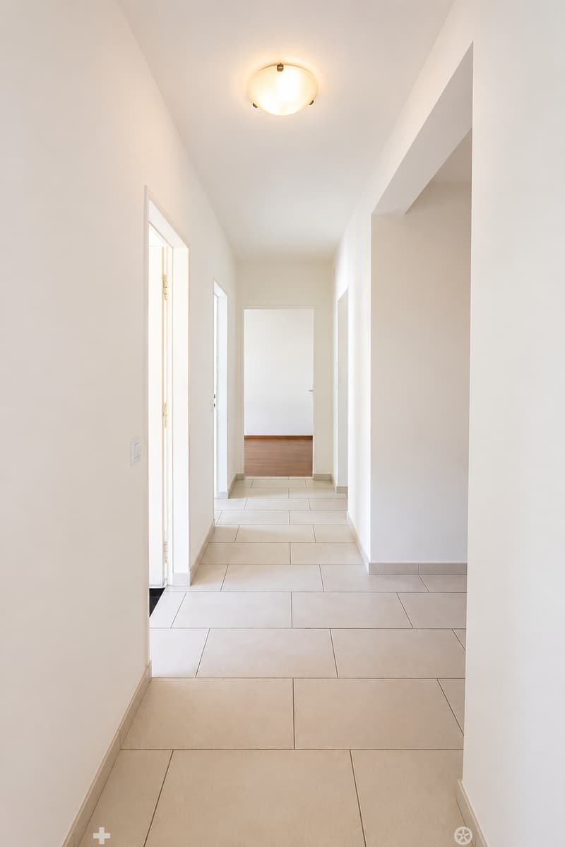 Helle 3.5-Zimmer-Wohnung mit Balkon in Biel – ab sofort verfügbar! (7)