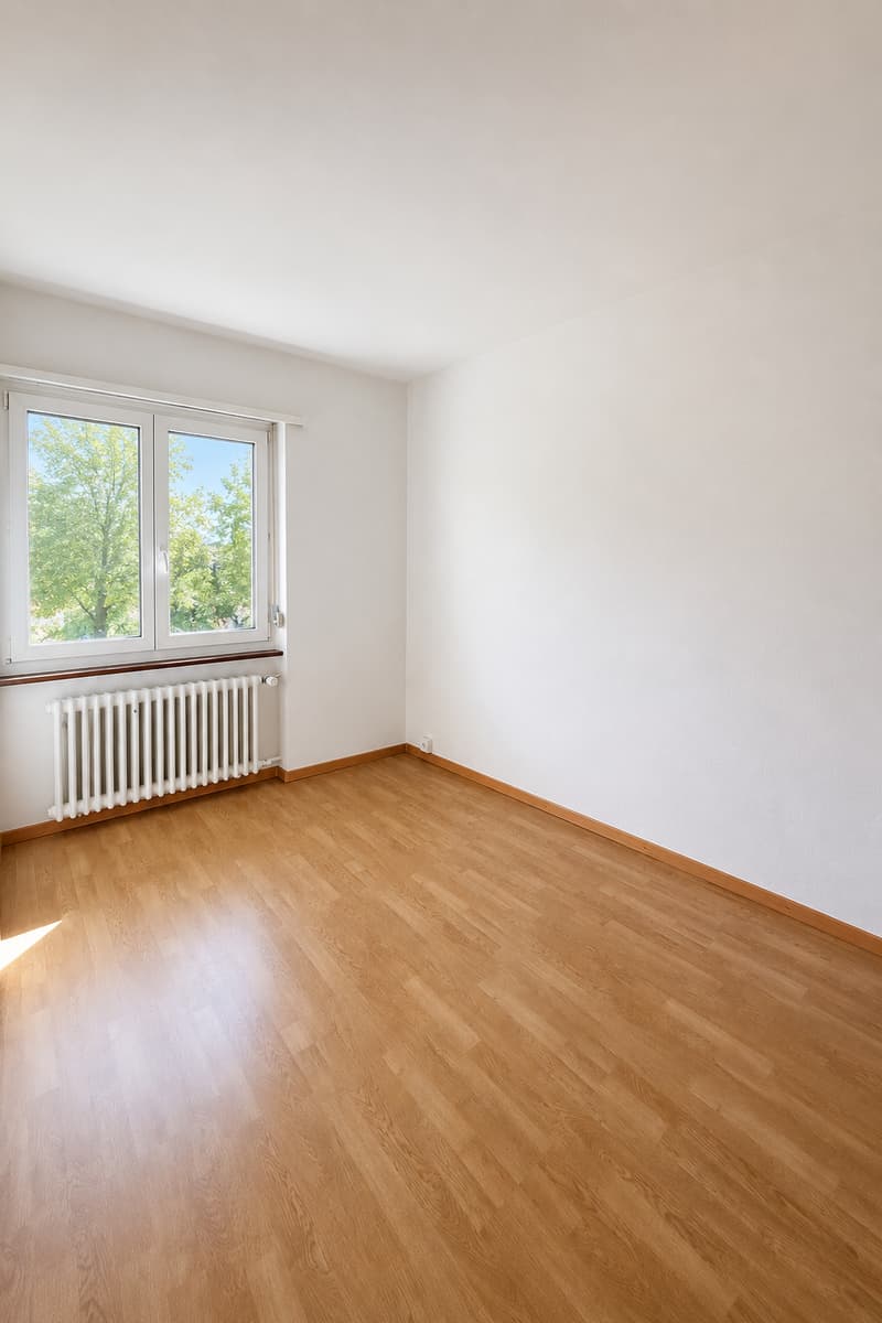 Appartement lumineux 3.5 pièces avec balcon à Biel – disponible immédiatement ! (5)