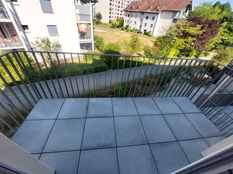 Modern 1.5-room new apartment with spacious balcony - first occupancy (3)