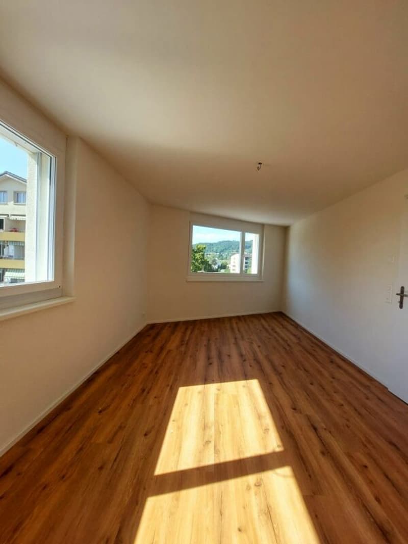 Appartamento nuovo di 2,5 locali elegante con 60 m² e balcone soleggiato (6)