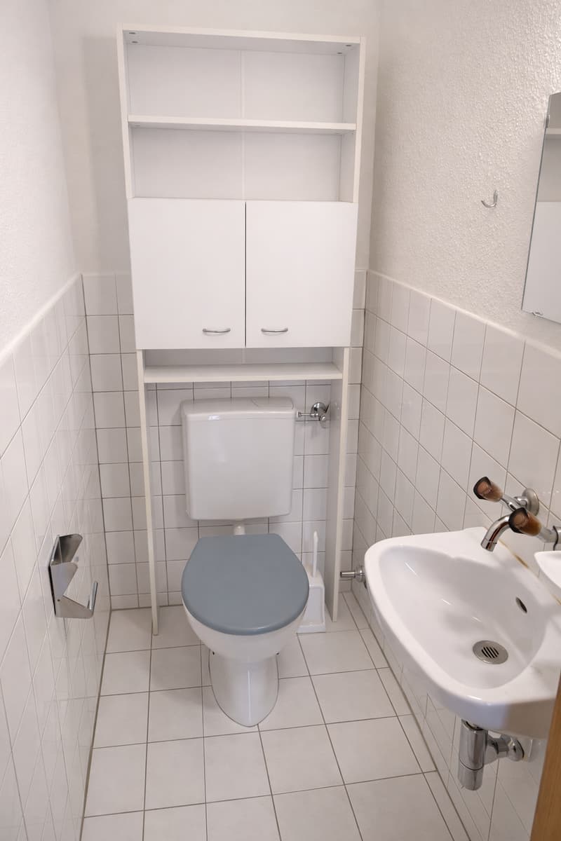 Appartement spacieux de 4,5 pièces avec balcon et parking à Fribourg (6)