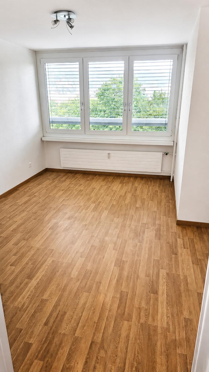 Helle 3.5-Zimmer-Wohnung mit Balkon und herrlichem Ausblick in Nidau (4)