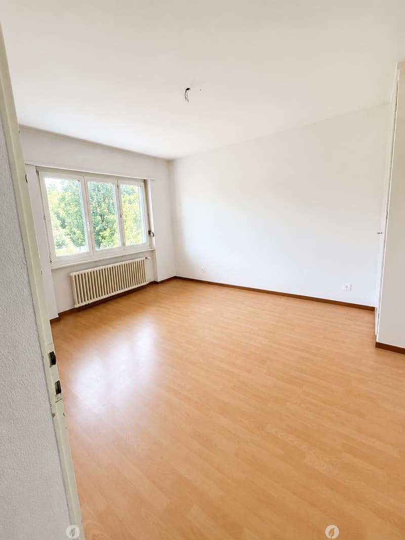 Helle 3.5-Zimmer-Wohnung mit Balkon in Biel – ab sofort verfügbar (5)