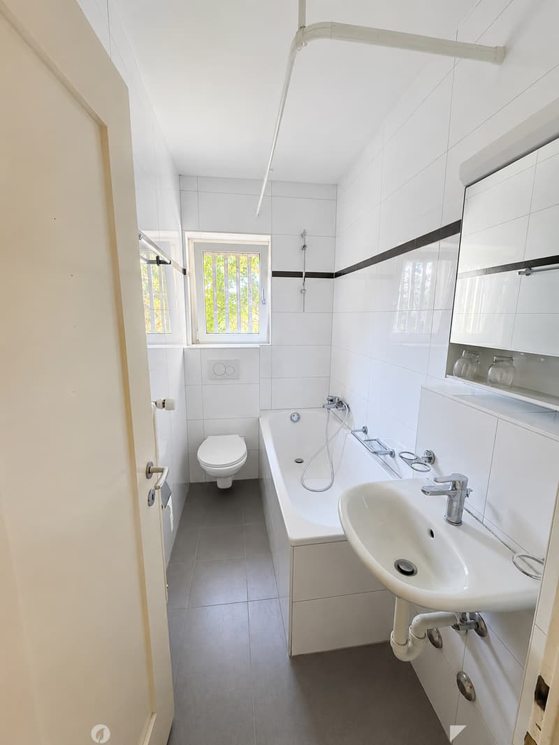 Helle 3.5-Zimmer-Wohnung mit Balkon in Biel – ab sofort verfügbar (7)