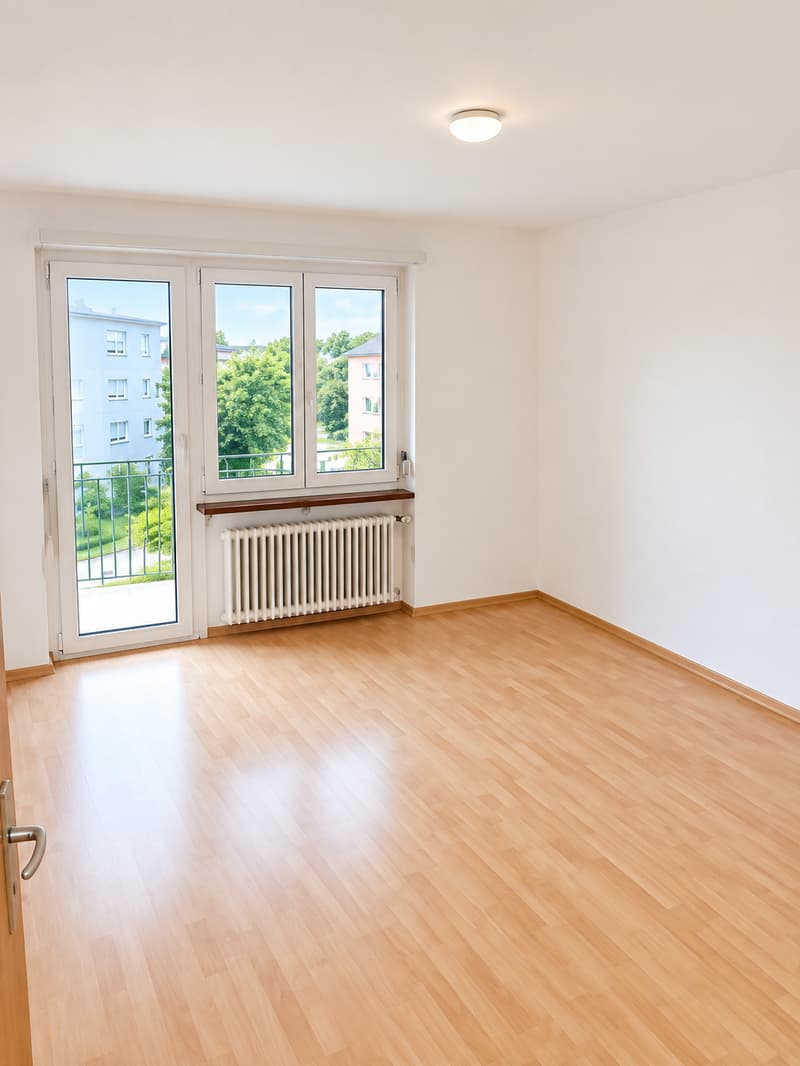 Spacieux appartement de 5 pièces avec balcon et belle vue à Fribourg (4)
