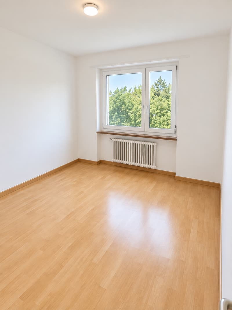 Spacieux appartement de 5 pièces avec balcon et belle vue à Fribourg (7)
