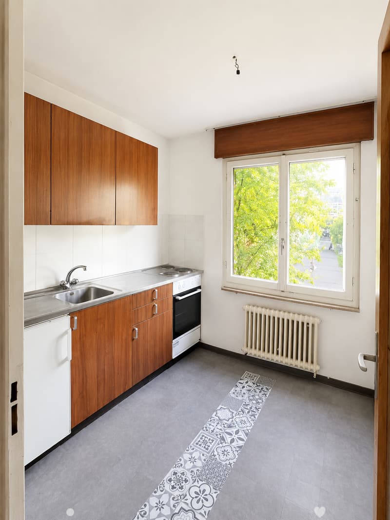 Helle 3.5-Zimmer-Wohnung mit Balkon in Biel – sofort verfügbar! (1)