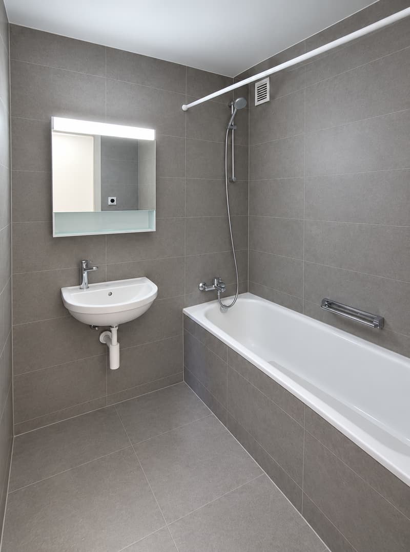 Un chez-soi au-dessus de la ville – Lumineux appartement de 2,5 pièces avec vue panoramique (2)